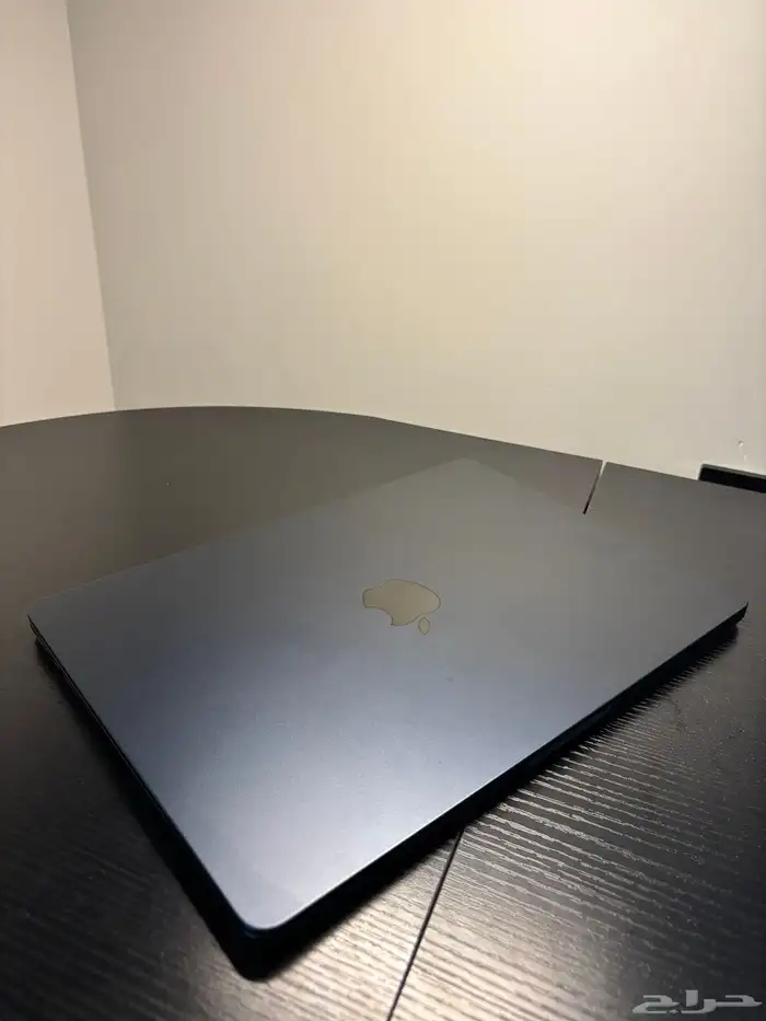 ماك بوك اير m4 4