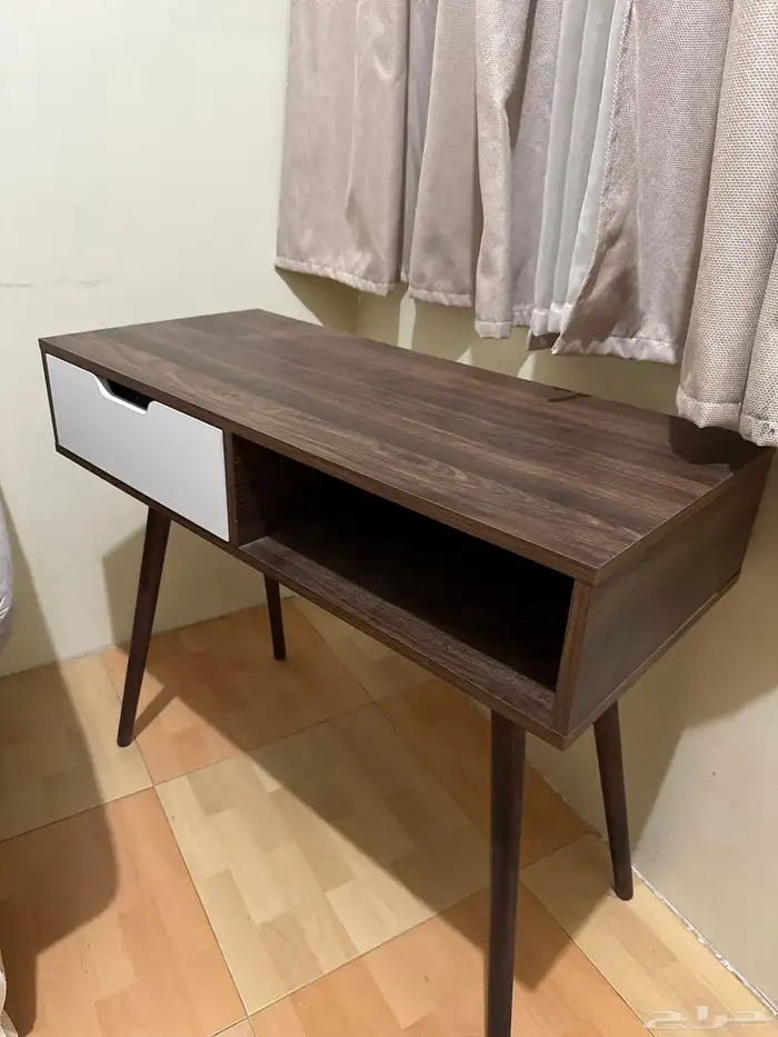 طاوله مكتب 1