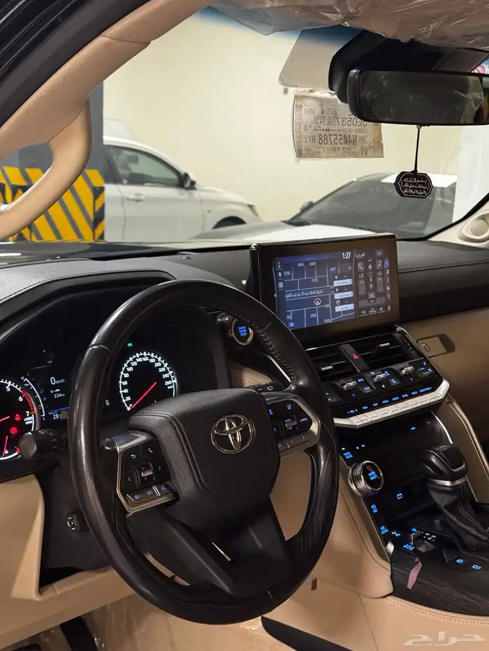 لاندكروزر VXR 2022 15