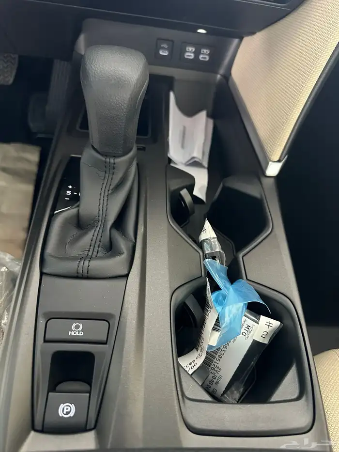 كامري تيتانيوم استاندر E موديل 2025 استلام فوري 12