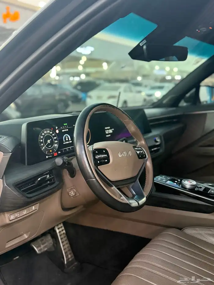 كيا k8 موديل 2022 7