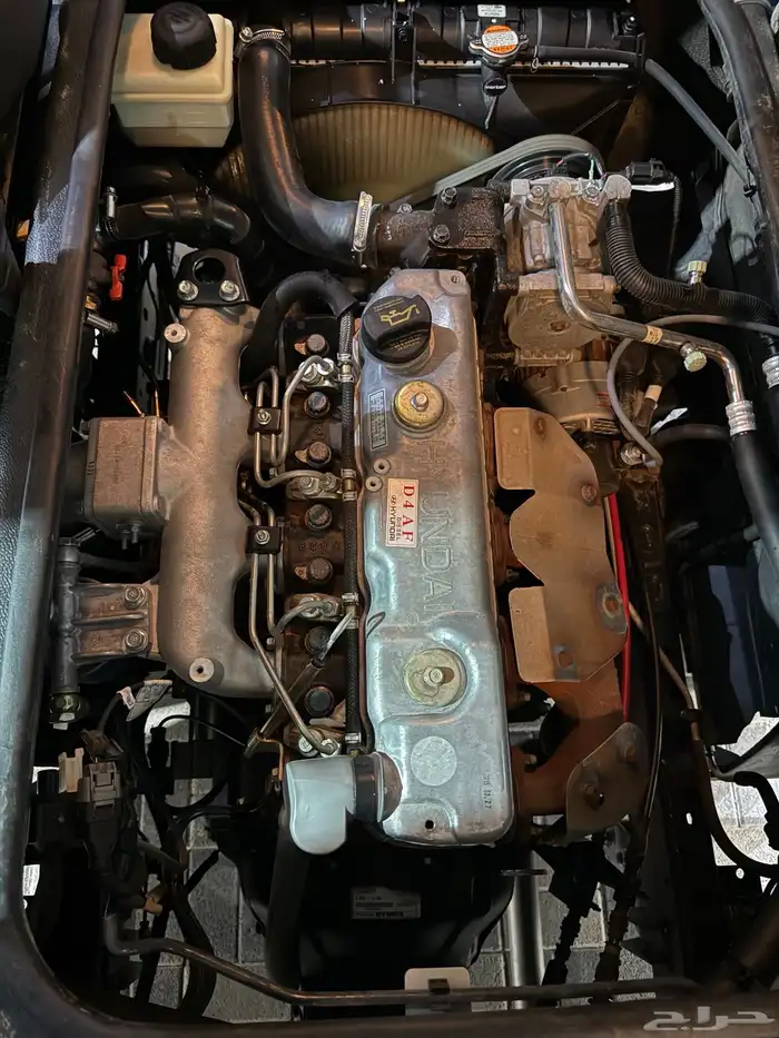 للبيع باص هونداي كونتي موديل 2015 ديزل ( شبه أصفار) 19