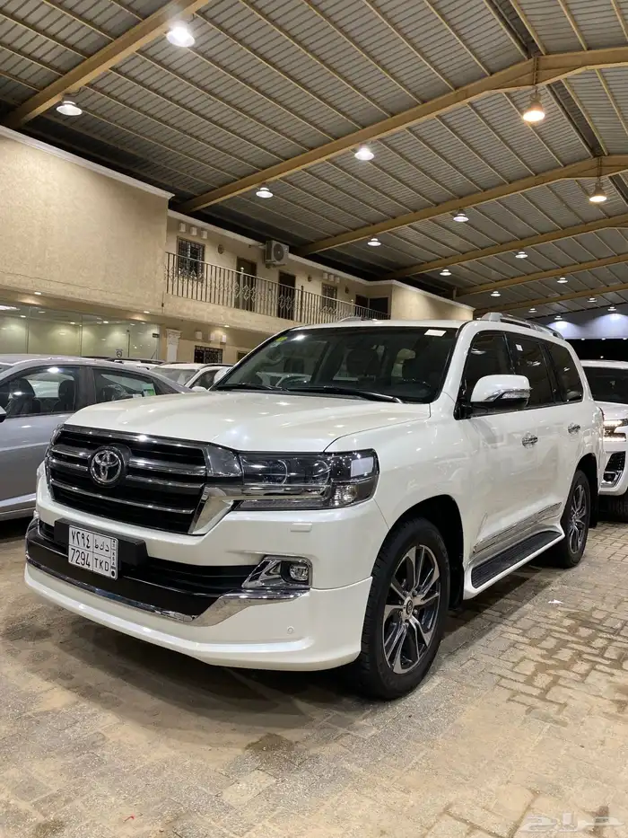 للبيع جيب جي اكس ار 2020 تورينق فل كامل عبداللطيف عداد 72 0