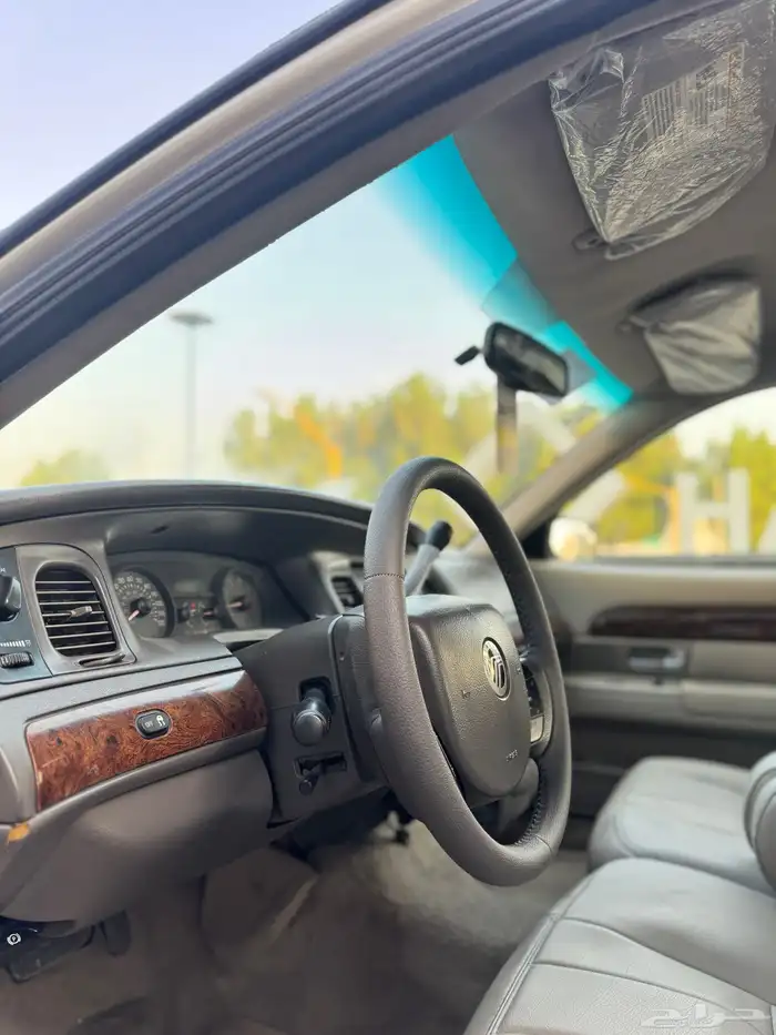 للبيع فورد جراند ماركيز 2010 فل كامل امريكي 23