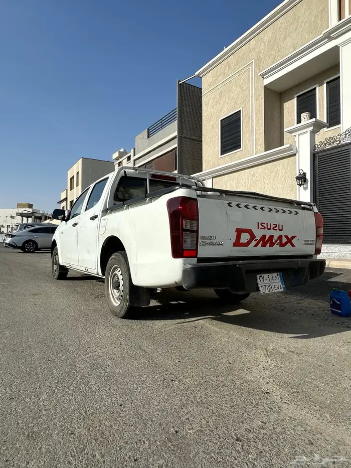 ايسوزو ديماكس 2013 2