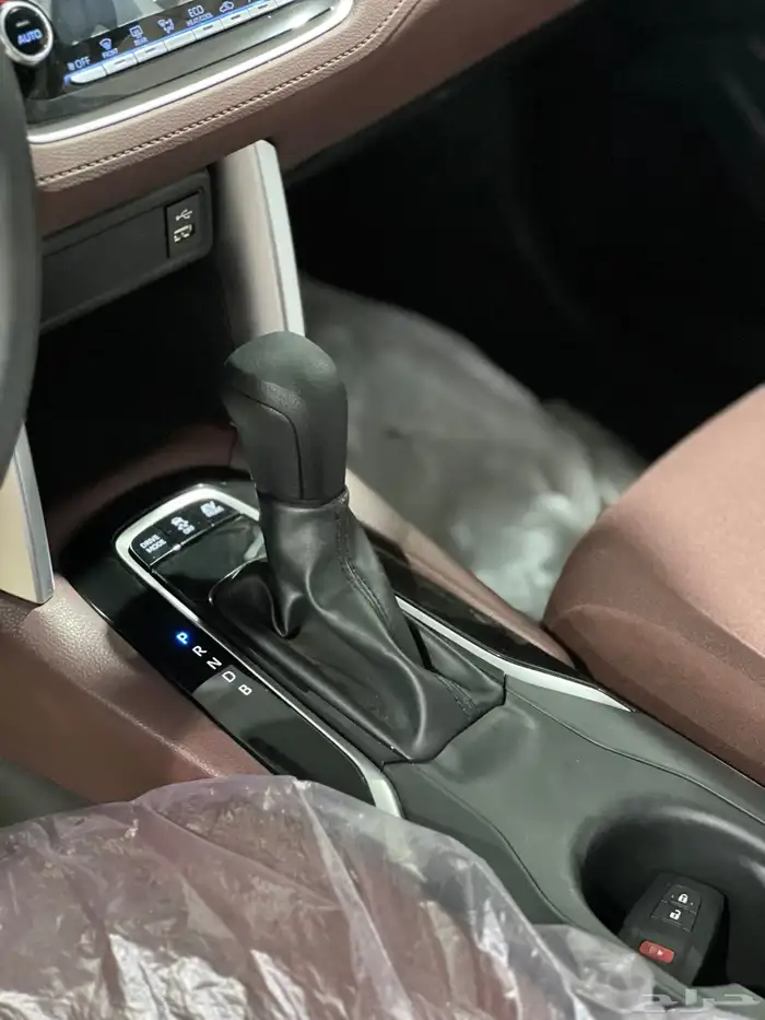 تويوتا   كورولا كروس XLE نص فل هايبرد 2023 جديد 83.000 شامل 9