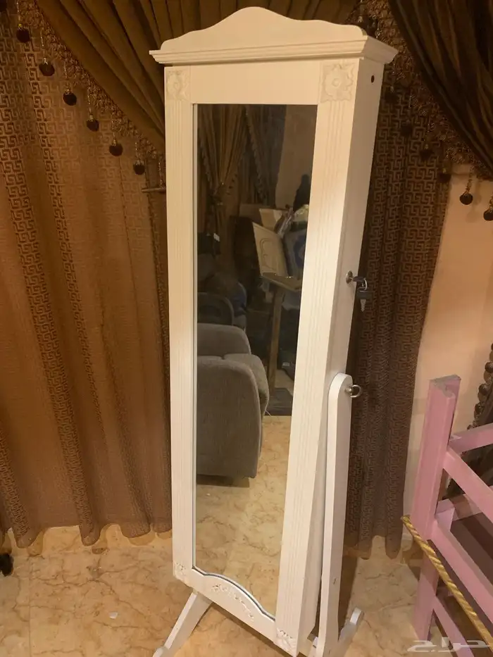 مرآة حافظة مجوهرات 0