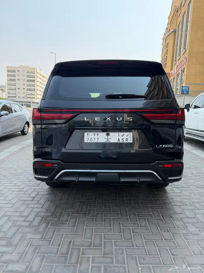 لكزس اف سبورت سعودي 7