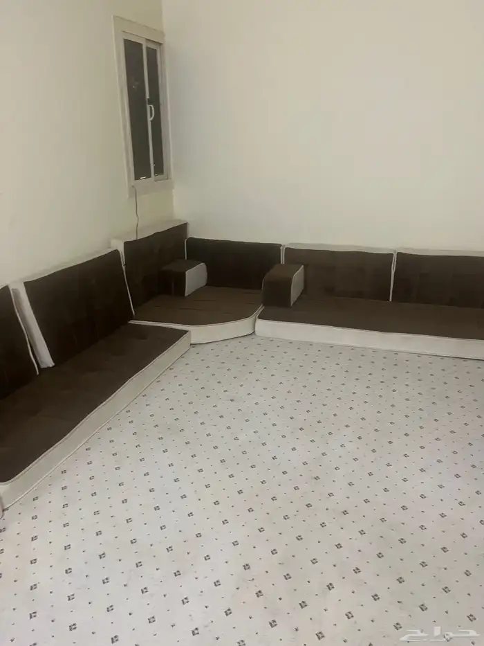 كنب مجلس مع الفرش 3