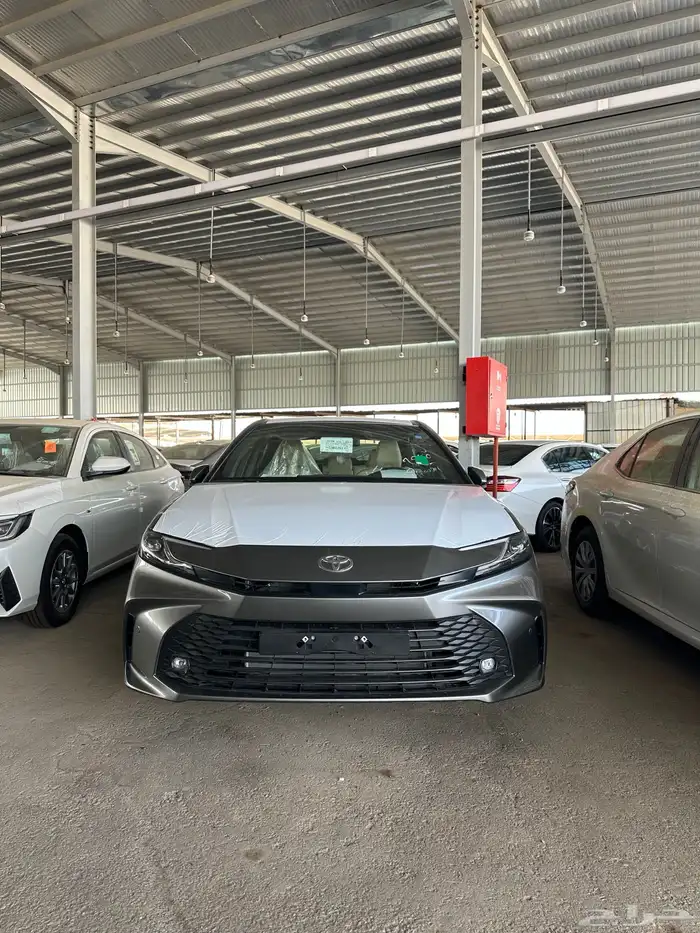 كامري تيتانيوم استاندر E موديل 2025 استلام فوري 30