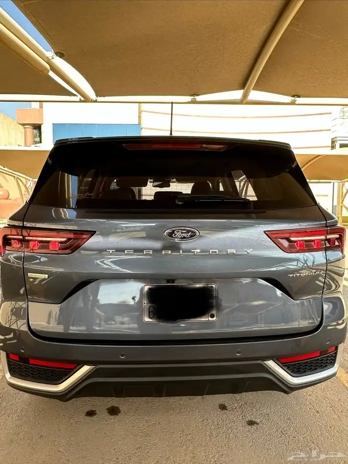 فورد توريتوري 2023 اللون ازرق 4