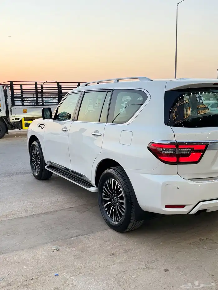 نيسان باترول 2024 بلاتنيوم - 6 سلندر عداد 36 الف كيلو فقط 3