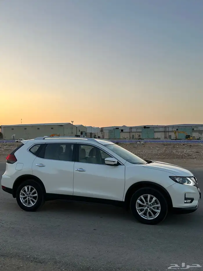 للبيع نيسان اكس تريل 2022 1