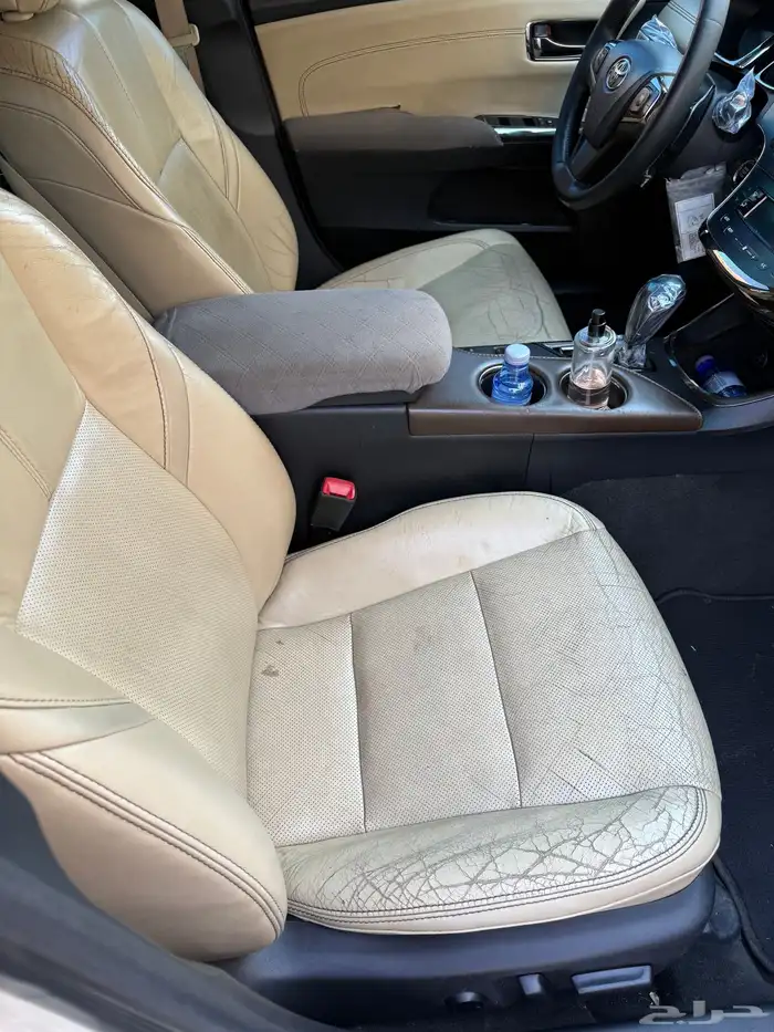 تويوتا افالون فل كامل فئة ليموتد 2013 17