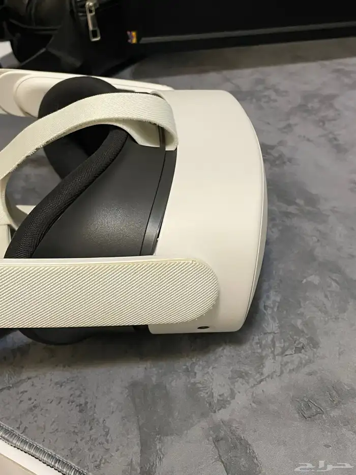 نظارة VR Meta Quest 3s 5