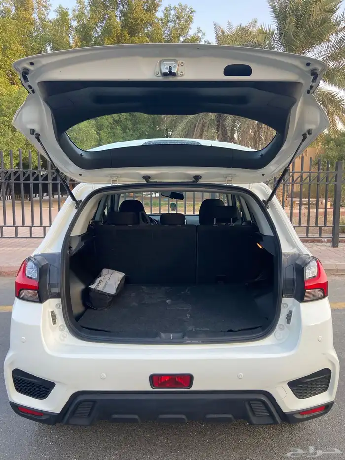 ميتسوبيشي   ASX   2022 استاندر 14