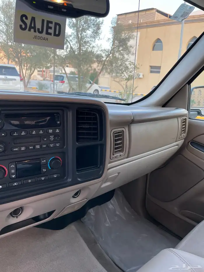 GMC سوبربان 2004 مخزن 48