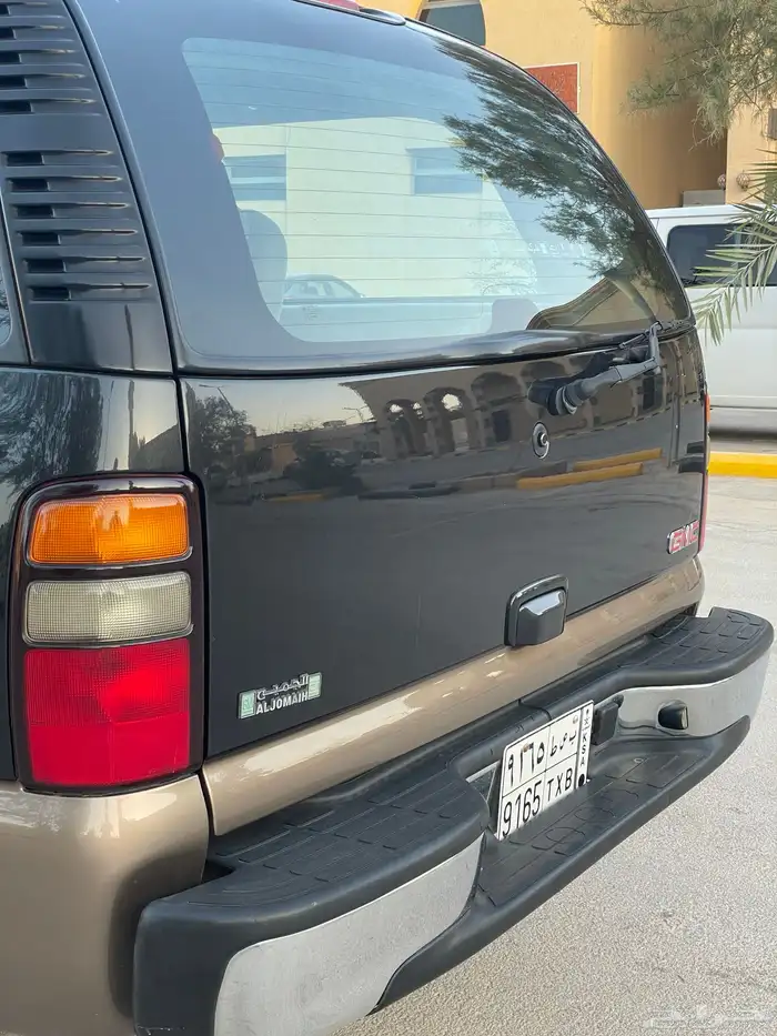 GMC سوبربان 2004 مخزن 18