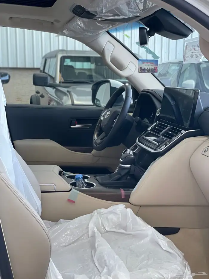 تويوتا جي اكس ار 4. 2025 6