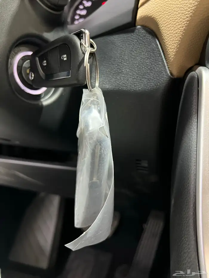 تويوتا   راف فور دفع امامي بنزين 2025جديد سعودي 98.900 شامل 16