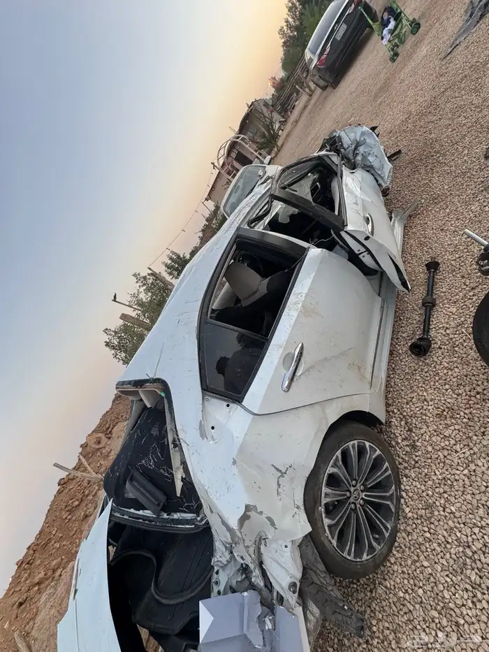 كورولا 2023 فل كامل ماكينة كبيرة تشليح 12