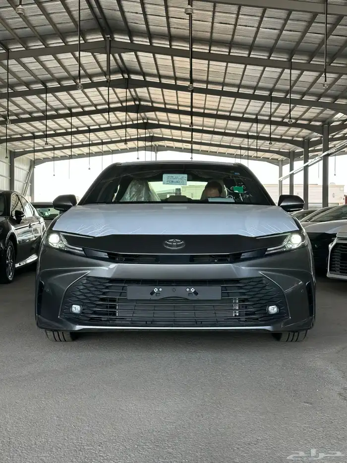 كامري تيتانيوم استاندر E موديل 2025 استلام فوري 29