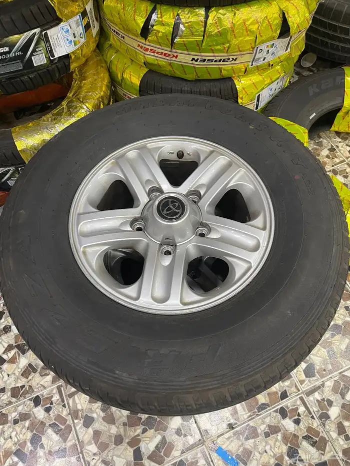 كفرات لاندكروزر 0