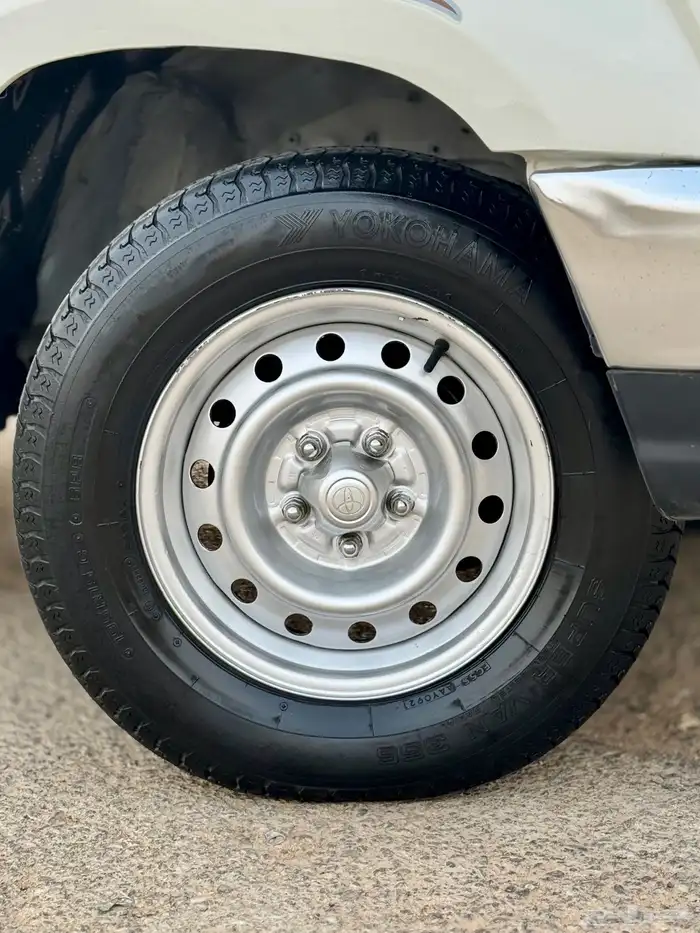 للبيع هايلكس غمارتين 2003 ((GL))نظيف 29