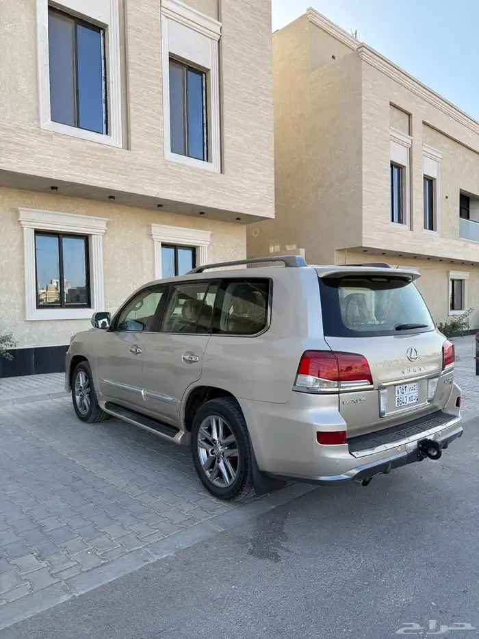 لكزس 2012 فل كامل بريمي ماشي 200 الف وكاله 3