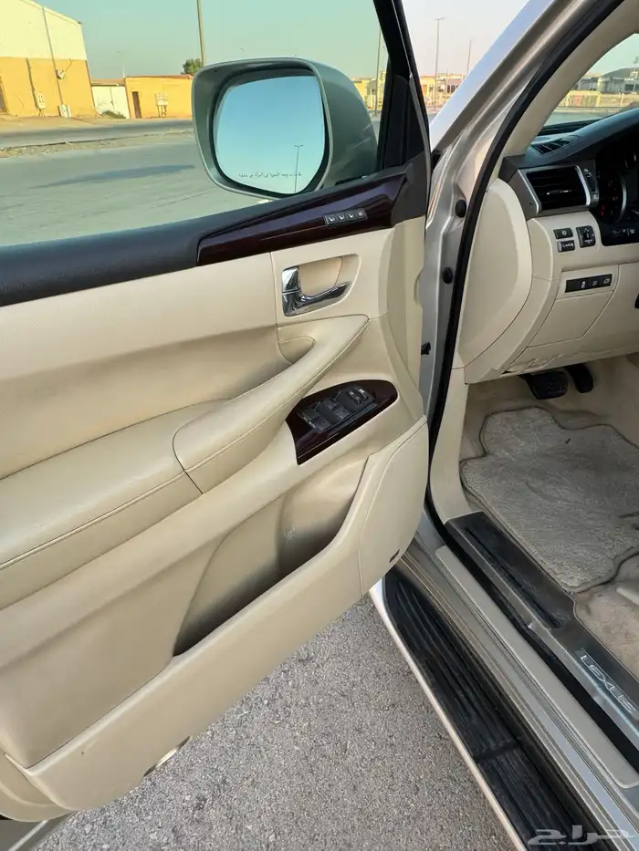 لكزس 2013 عبدالطيف جميل 11