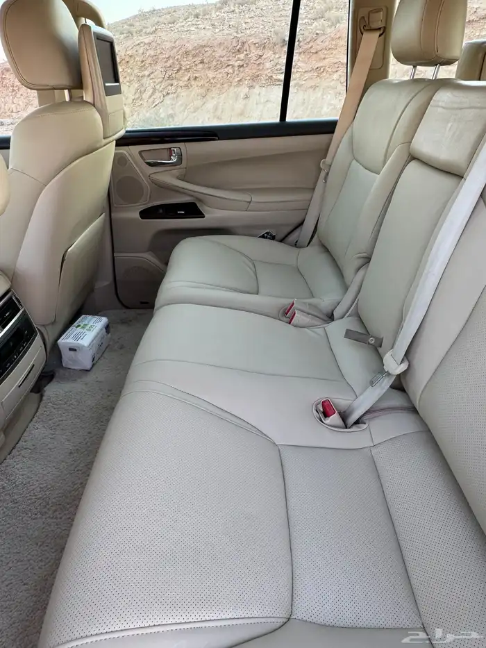 لكزس 2013 عبدالطيف جميل 10