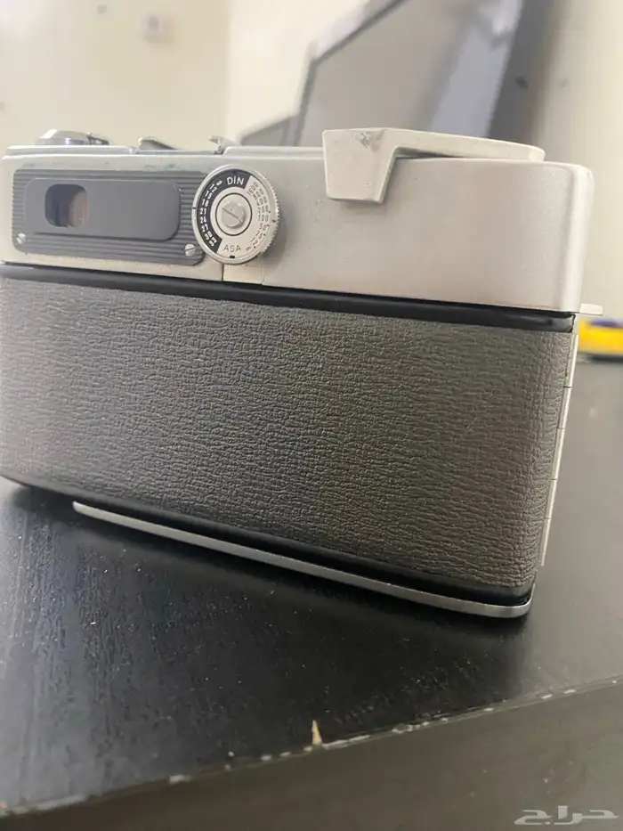 Minolta Hi-Matic كاميرا فيلم قديمه 1962 عطل بسيط 5