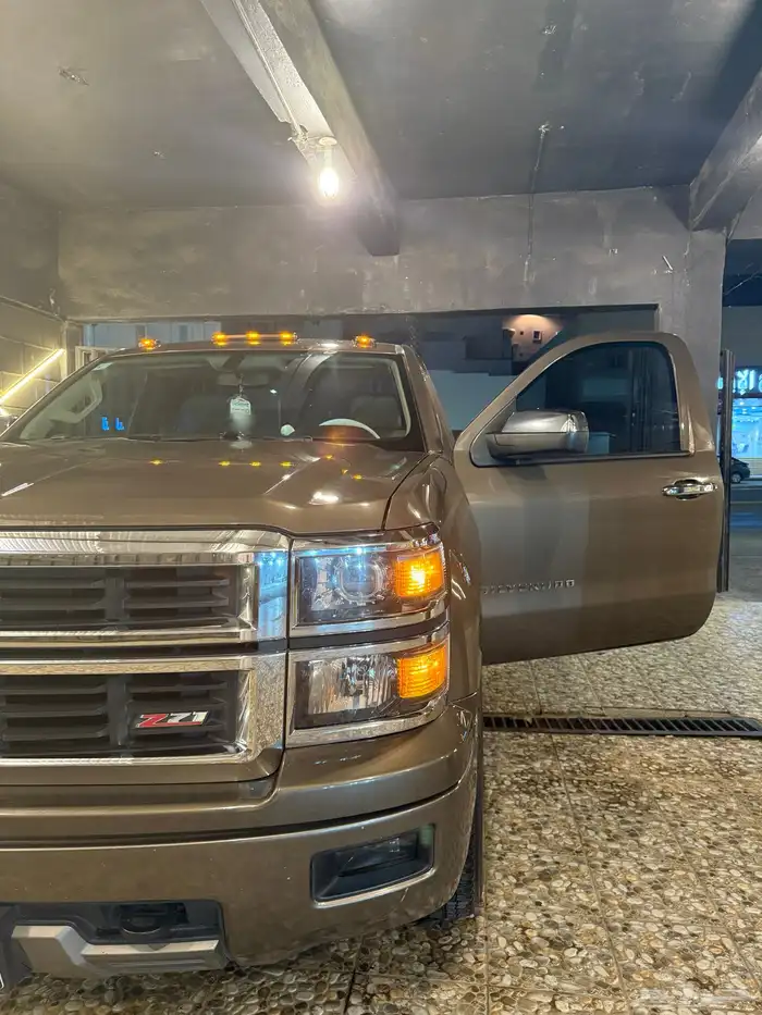 سلفرادو 2014 بحالة الوكالة z71 8