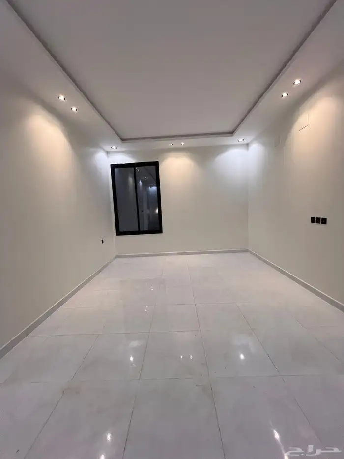 للبيع فيلا روف مع ملحق حى الراقى خميس مشيط780 الف 30