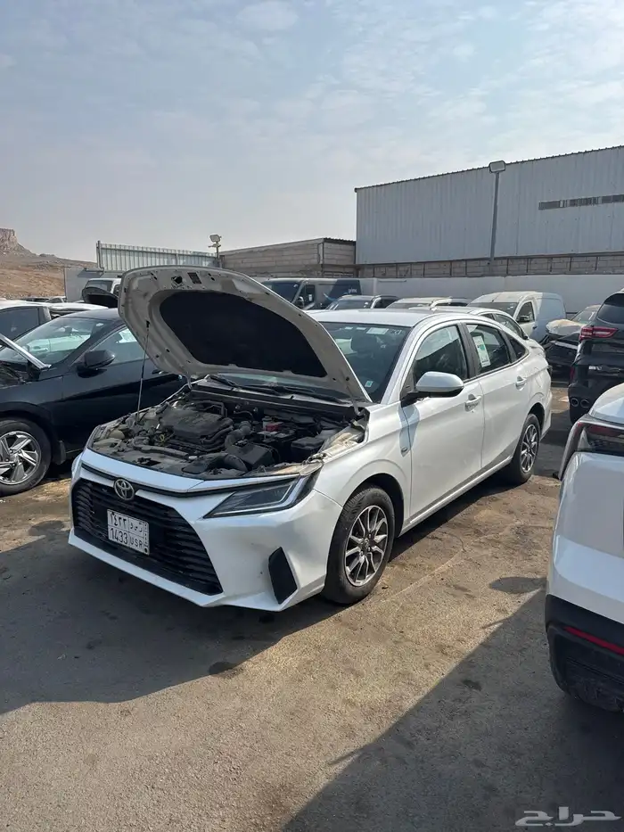 سيارات مصدومه 21