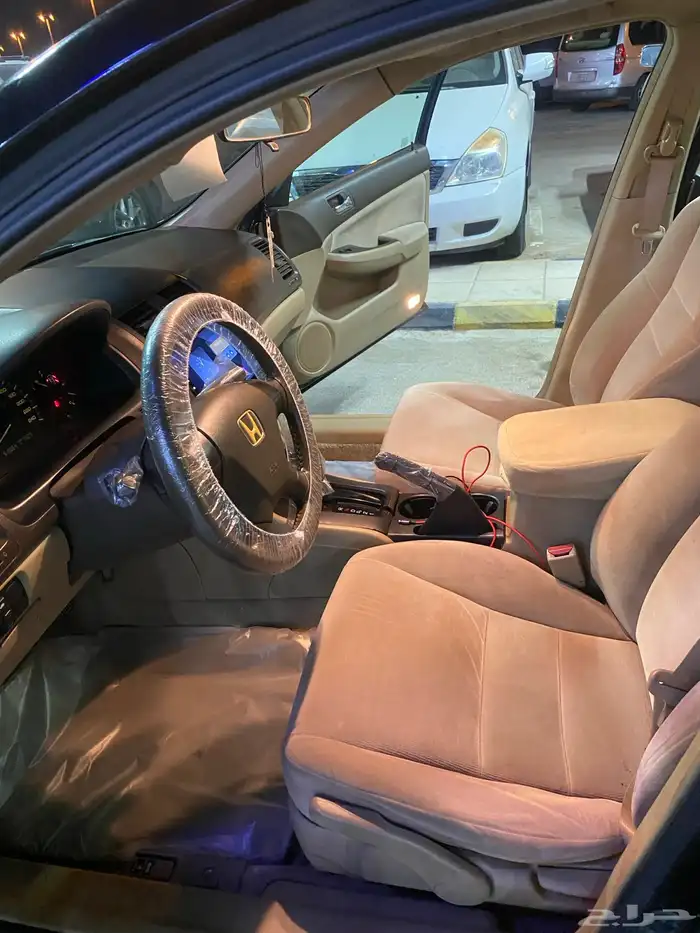 بيع هوندا اكورد 2007 14