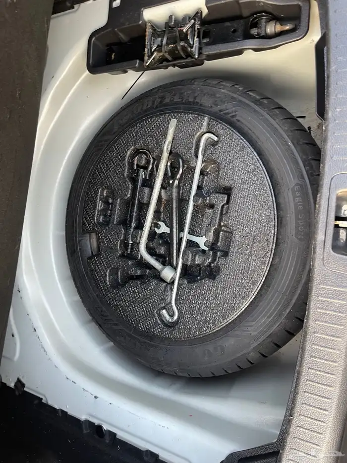 تويوتا كورولا XLI 1.5 ستاندر بنزين 2022 20