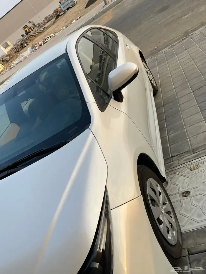 تويوتا كورولا XLI 1.5 ستاندر بنزين 2022 42