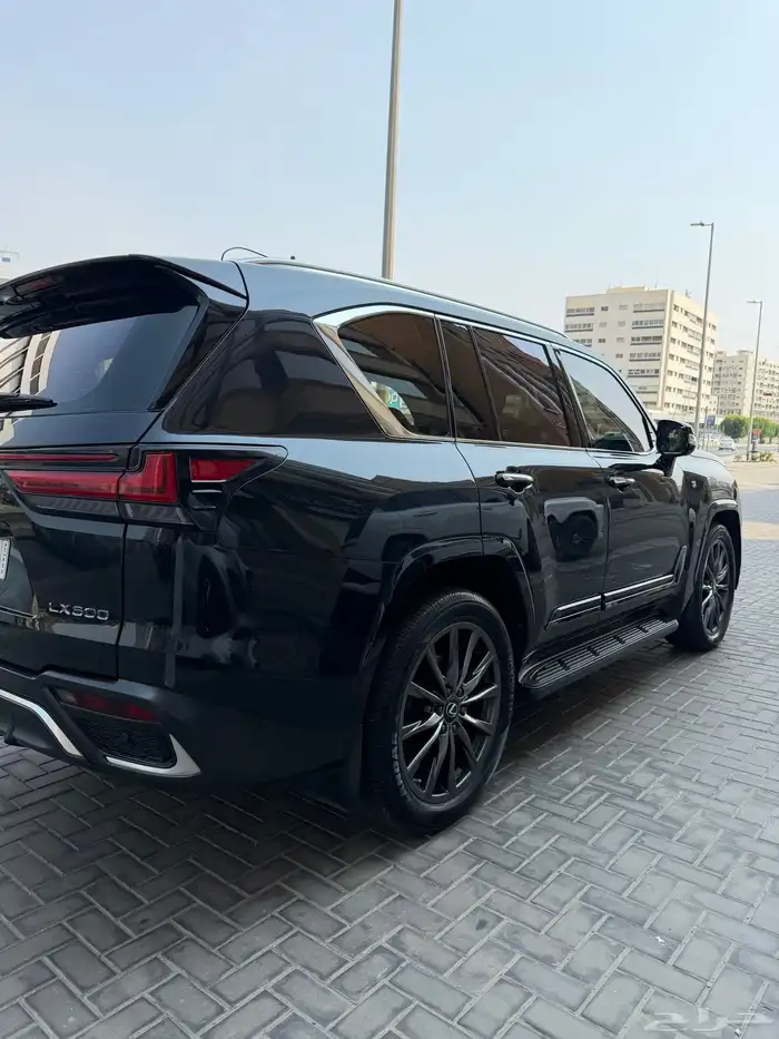 لكزس اف سبورت سعودي 12