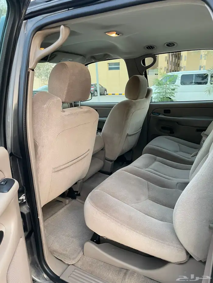 GMC سوبربان 2004 مخزن 64