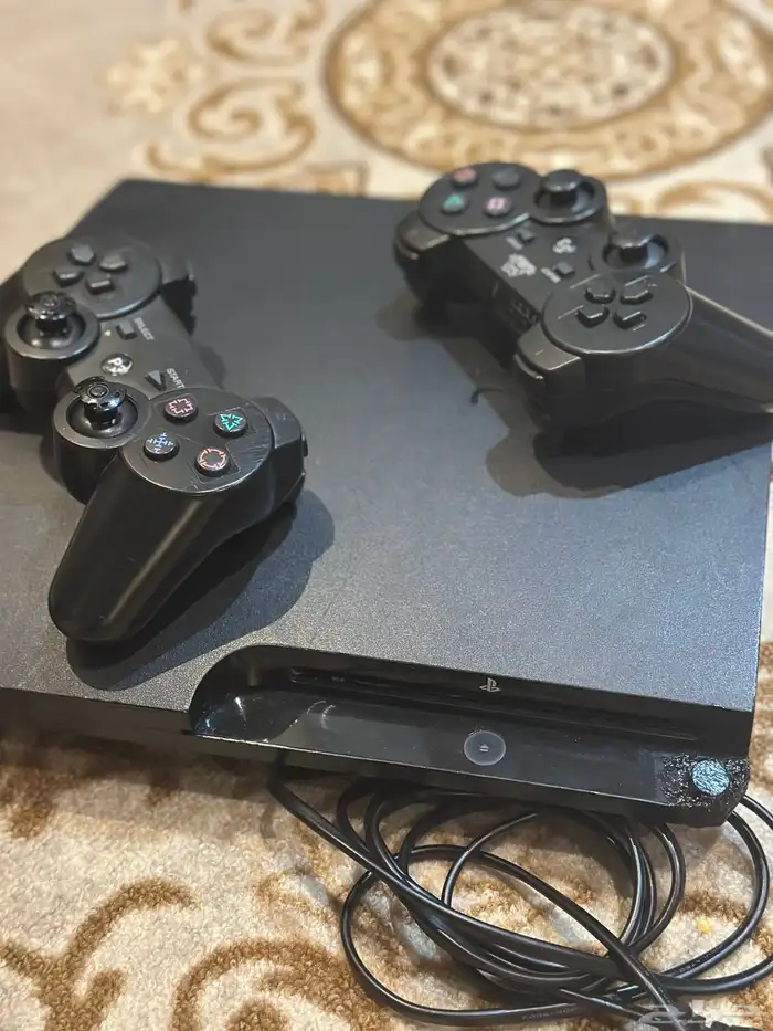 سوني ثري مع يدين 1