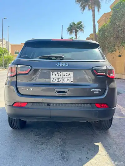 جيب كومباس 2021 نظيف شبة جديد index