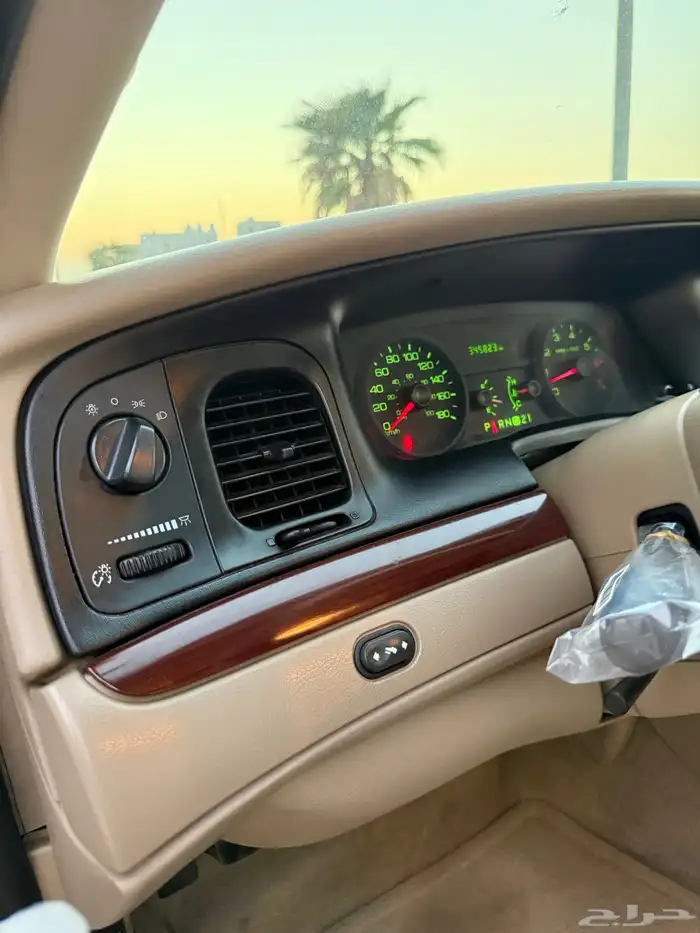 فورد كراون فكتوريا - 2012 سعودي ( استخدام شخصي ) 30