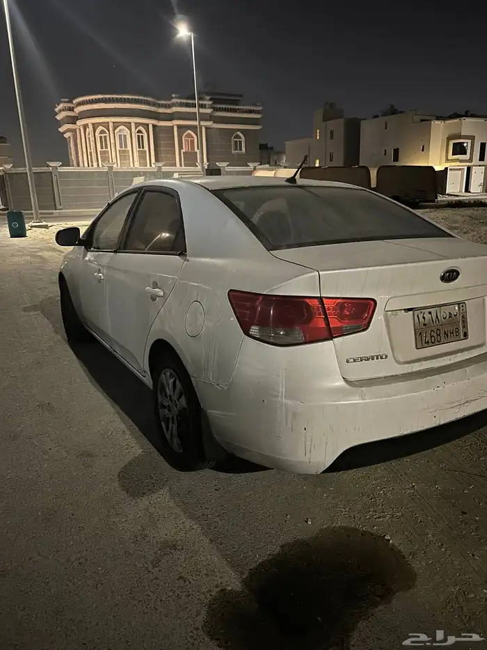 للبيع كيا سيراتو. 2013 2