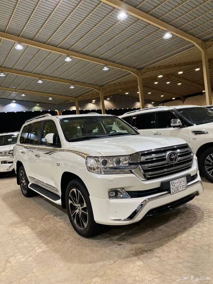 للبيع جيب VXS فل كامل 2016 هيدروليك بريمي عداد 74 الف 3