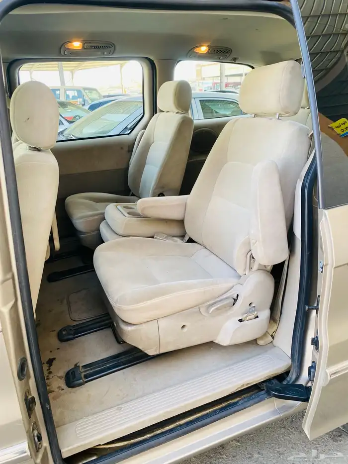 كيا كارنفال 2005 6