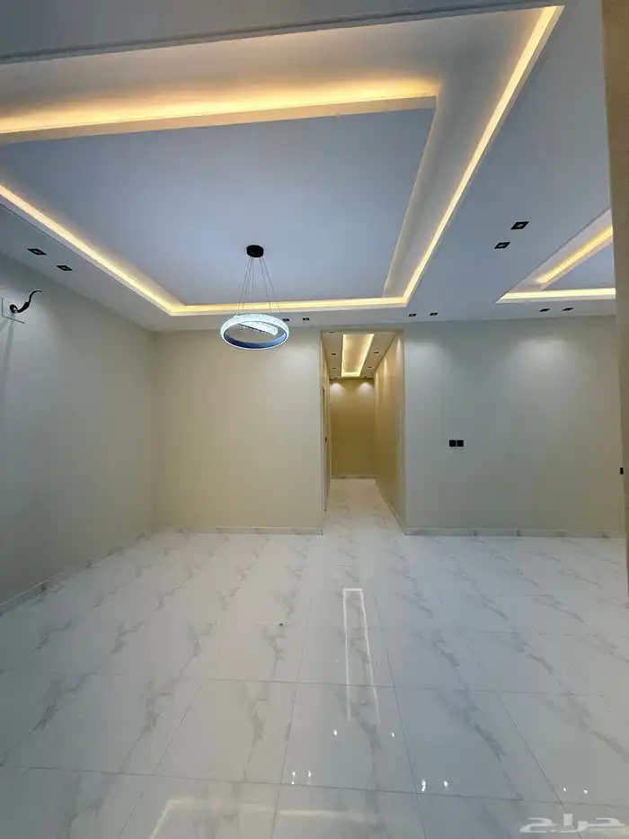 للبيع شقه علويه بسطح خاص ح البديع خلف الراشد مول بسعر500الف 9