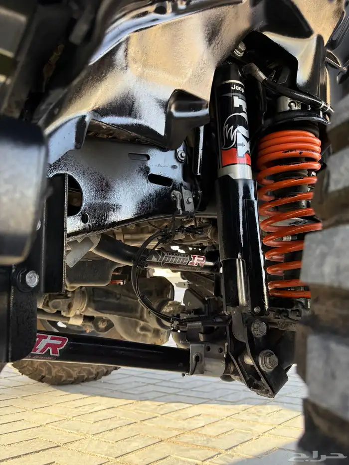 جيب قلاديتور Jeep Gladiator 2023 25