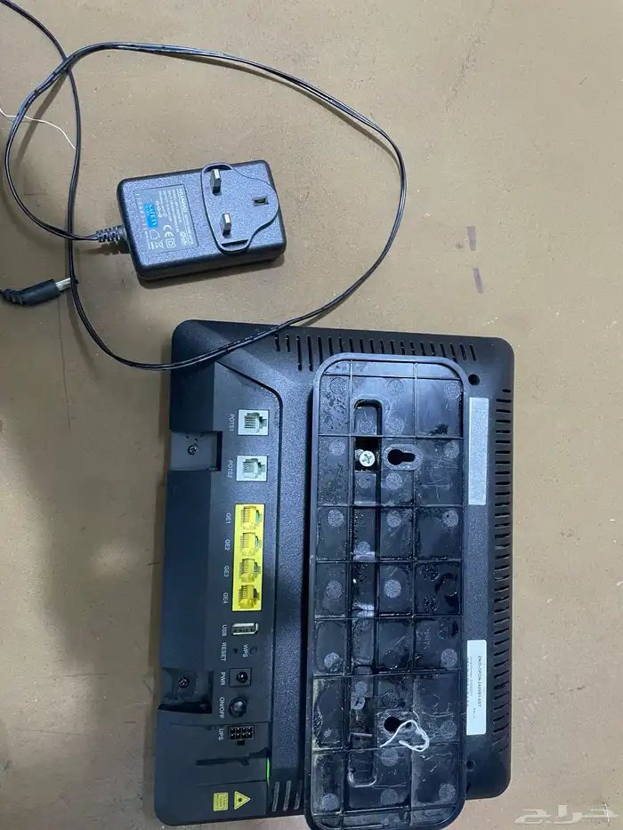 راوتر استي سي شغال نضيف ماعليه اي حمايه وسعره طيب بلحيل 1