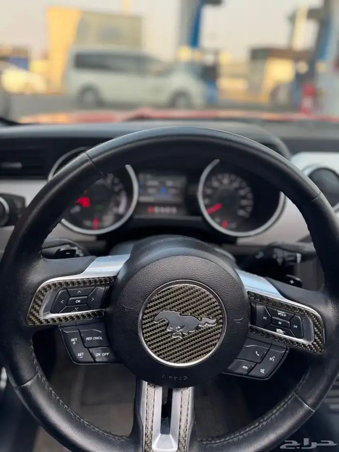 فورد موستنج 2016 نظيف 11